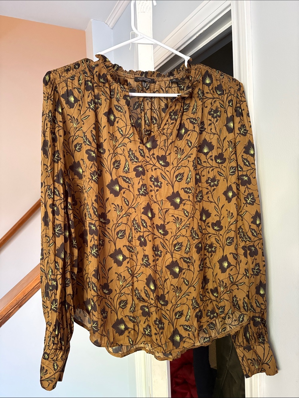 Scotch & Soda Balloon Sleeved Mock Neck Blouse